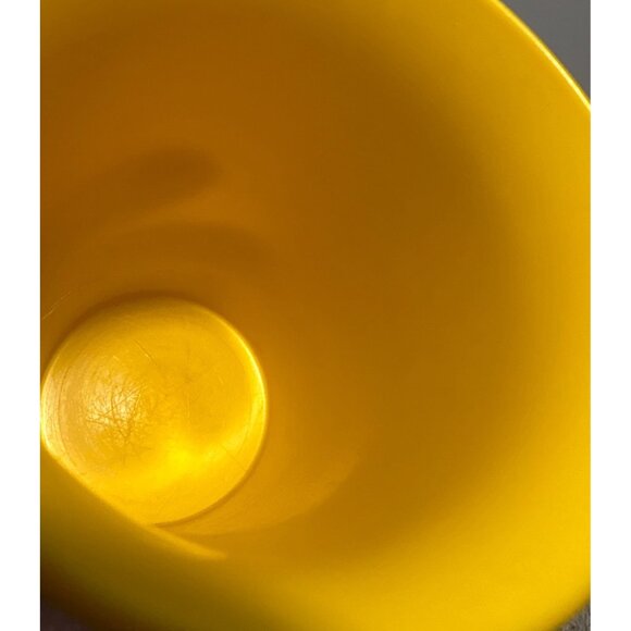 Tupperware Bell Tumbler Cups Sippy Cups Green Red Yellow Blue Set of 7 - Picture 4 of 8